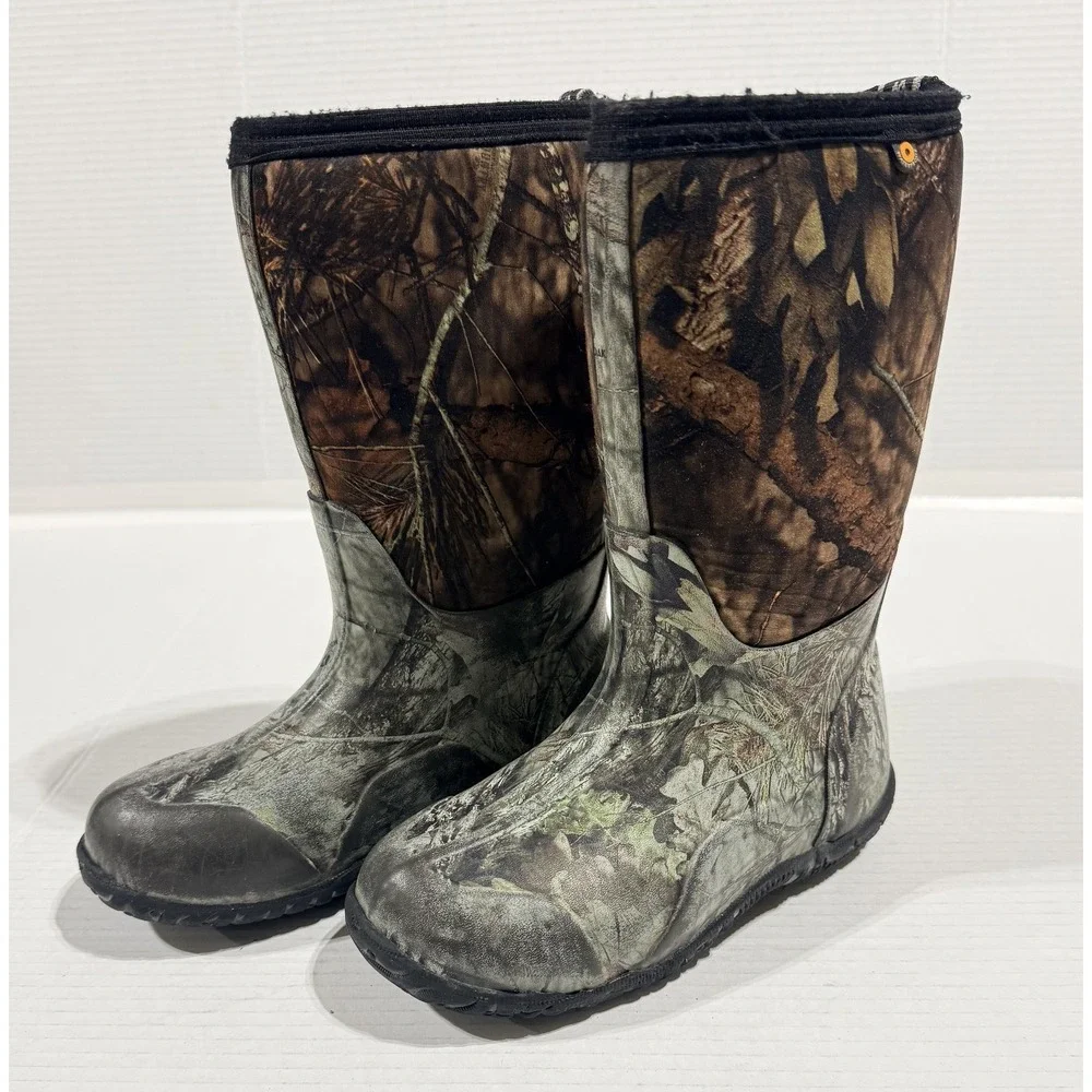 BOGS Classic High‎ - Youth Camo Boots - Size 2
